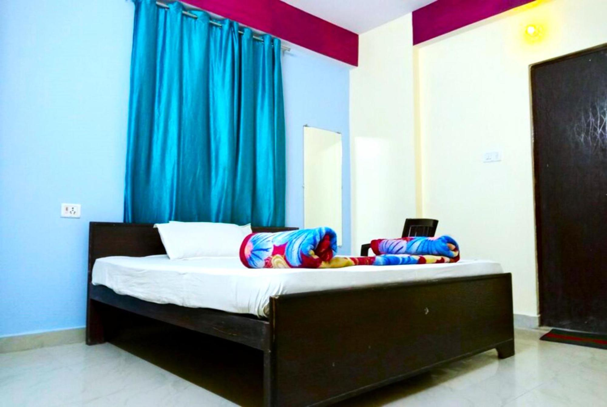 Goroomgo The Shivay Guest House Inn فاراناسي المظهر الخارجي الصورة